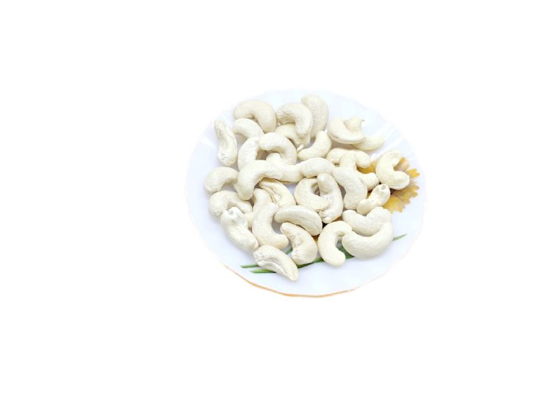 Organic W320 Whole Cashew Nuts, for Snacks, Sweets, Packaging Type : Pouch, Sachet Bag
