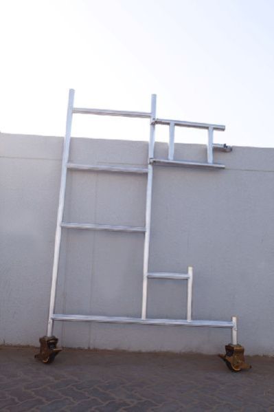 PODIUM DOOR FRAME