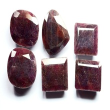 Red Ruby Gemstone, Gemstone Type : Natural