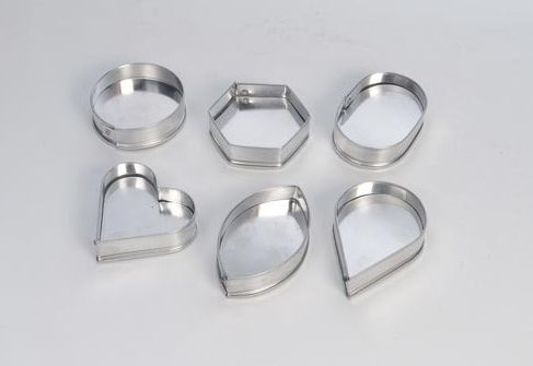 Anodized Round Stainless steel Bakery Moulds, for household, Factories Etc, Capacity : 300 grm-600gm