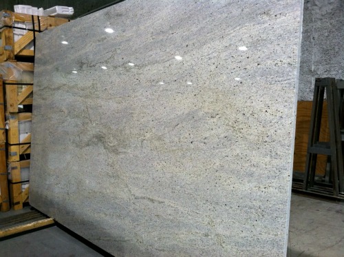 Polished Kashmir White Granite Slabs, for Hotel, Kitchen, Office, etc, Size : 12x12ft12x16ft, 18x18ft