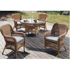 Rattan / Wicker Dining table, for Outdoor, Feature : Solid Wood Furniture