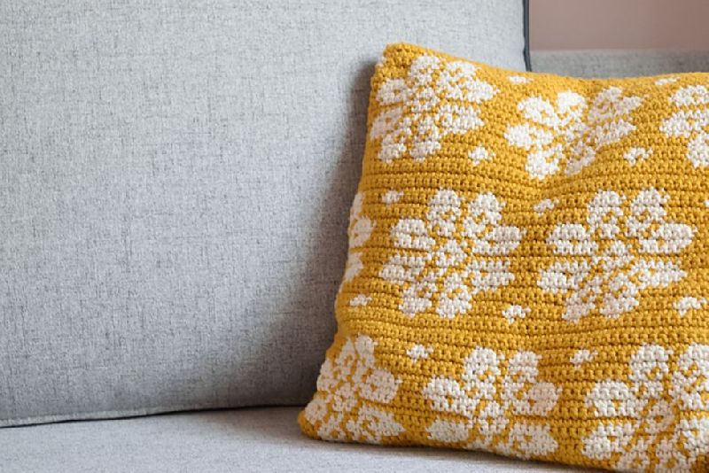 Plain crochet cushions, Technics : Handmade, Machinery
