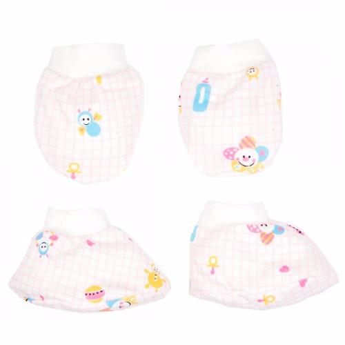 Baby Mitten Booties Set, Feature : Cold Resistant, Colorful Pattern, Skin Friendly, Soft Texture, Water Proof