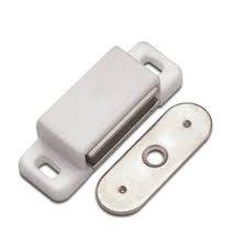 Polished Aluminium magnetic door catcher, Certification : ISI 9001: 2008 Certified
