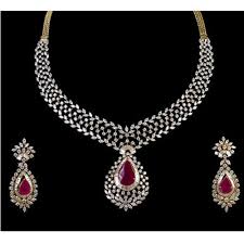 Non Polished Diamonds Necklace Set, Packaging Type : Fabric Bag, Plastic Box, Velvet Box