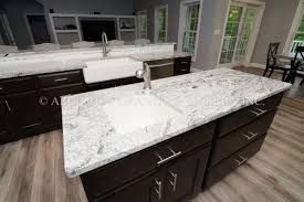 Rectangular Non Polioshed Solid Natural Garnite Granite Countertops, For Kitchen Use, Pattern : Plain