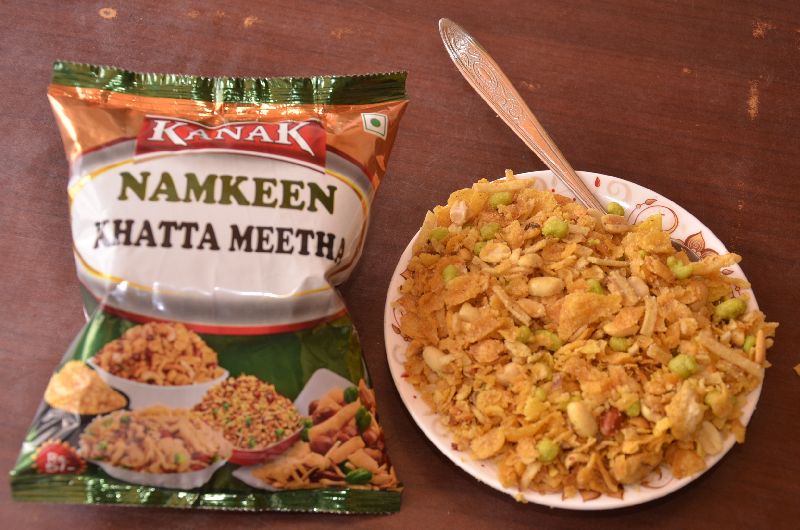 Kanak Khatta Meetha Namkeen, Packaging Size : 50gm