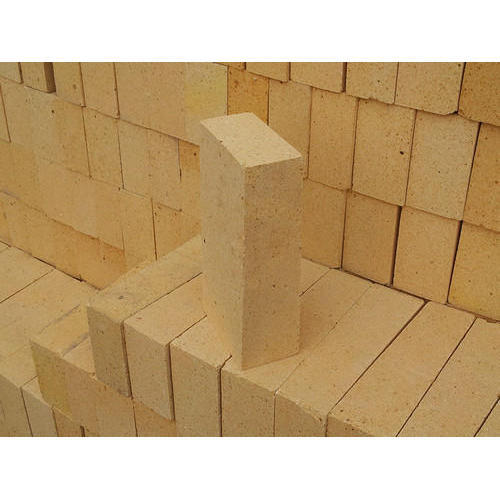 Clay High Alumina Refractory Bricks, for Partition Walls, Shape : Rectangular