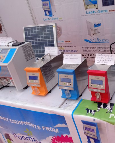 Lactosure Eco DS Solar Powered Milk Analyzer