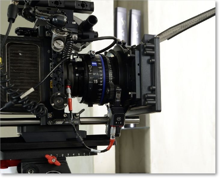 Retailer of RED Gemini 5K & RED Helium Take2 Films & Equipments Pvt