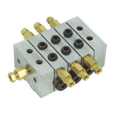 Non Polished Ceramic progressive blocks, for Electronic Connectors, Electronic Use, Voltage : 110V