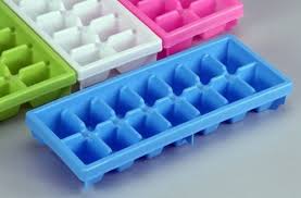 Plain HDPE Plastic Ice Tray, Shape : Rectangular, Square