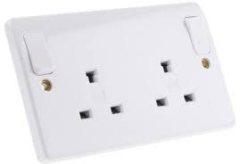 Ceramic Wireless Power Socket, Shape : Rectangular, Square