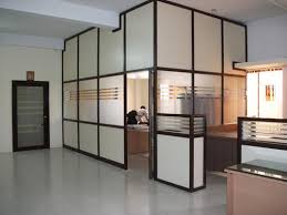 Non Polished Aluminium Aluminum Office Partitions, for Hotel, Mall, Feature : Attractive Design, Eco Friendly