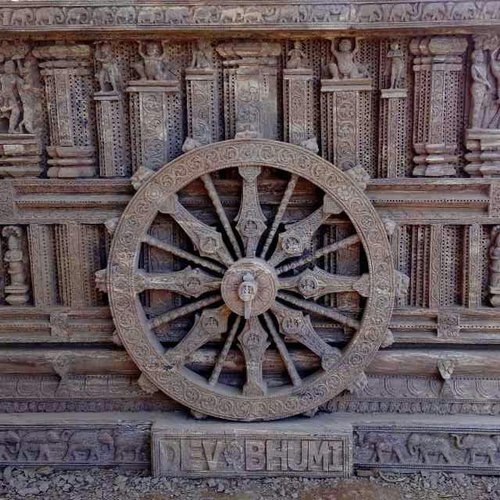 Polished Sandstone Konark Wheel, Size : 5 Feet