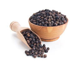 Common black pepper, Packaging Type : Gunny Bag, Plastic Pouch, Poly Bag