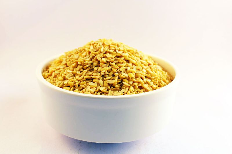 Organic/Conventional Split Moth Dal, for Cooking, Packaging Type : Plastic Packet