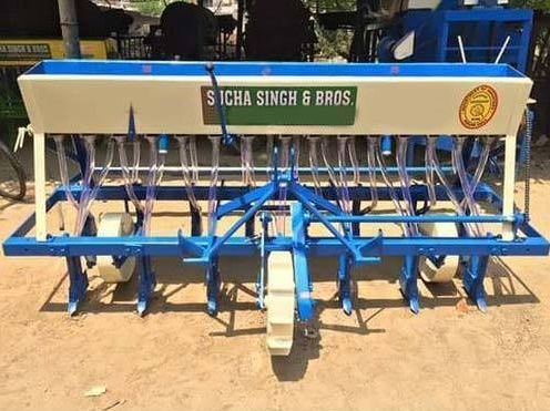 Semi Automatic Seed Cum Fertilizer Drill, for Agricultural Use, Feature : Robustness