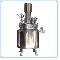 Stainless Steel Liquid Manufacturing Vessel