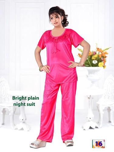 Ladies Night Suit, Pattern : Plain
