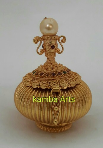 Kamba Arts Round Brass Kumkum Box, Color : Golden