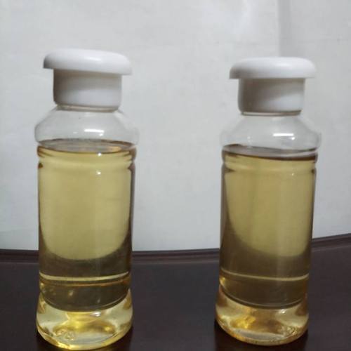 Pure Eucalyptus Oil, for Parlour, Personal, Reselling, Packaging Type : Aluminium Bootle, Plastic Bottle