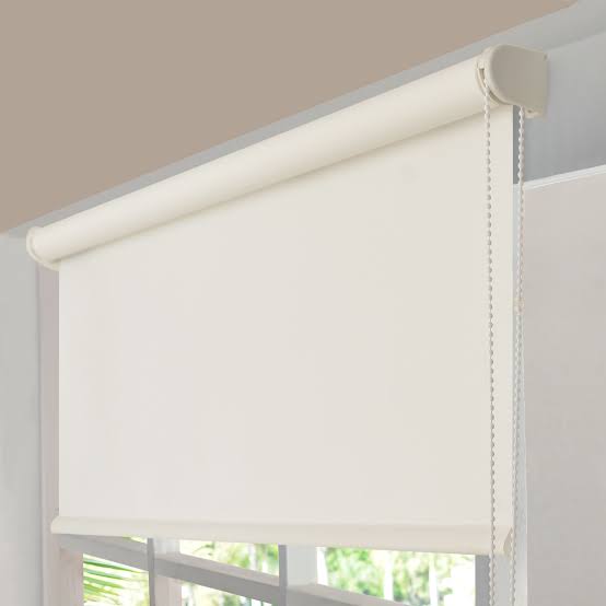 Horizontal roller blinds, for Home, Hotel, Feature : Attractive Look, Easy To Fit, Fine Quality