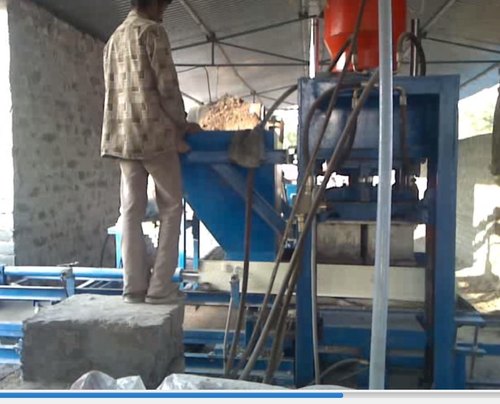 Fly ash brick making machine, for Industrial, Power : 1-3kw