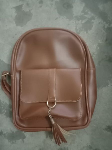 Plain Leather Designer Laptop Bag, Feature : High Grip