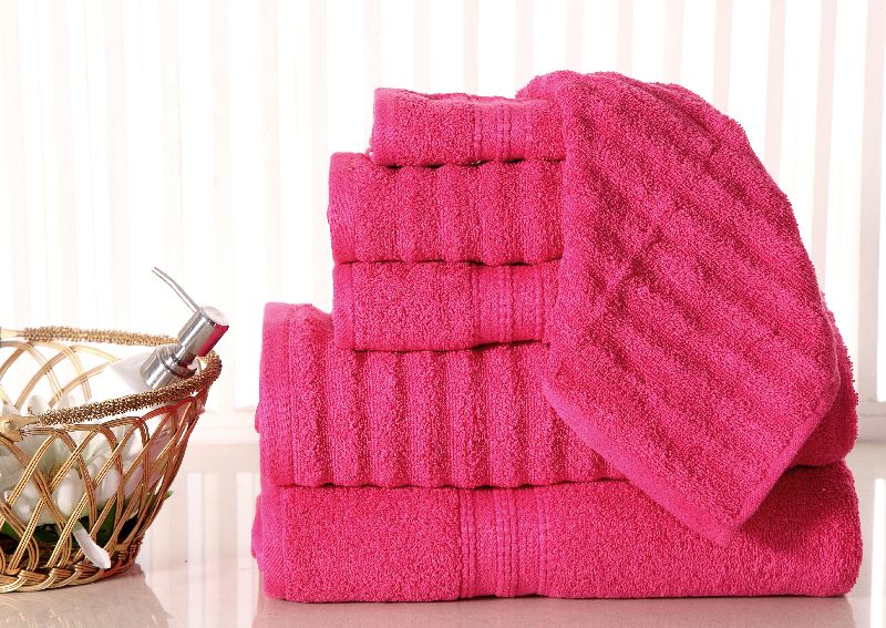 Magenta Bath Towels Manufacturer in Panipat Haryana India by Fash Home