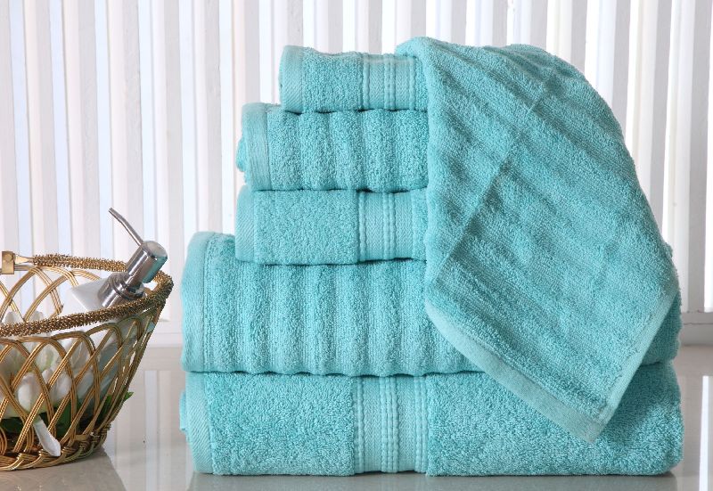 Turquoise Bath Towels by Fash Home International Private Limited