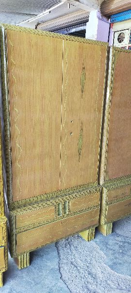 almirah wooden colour Repair