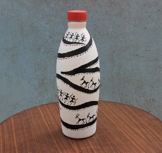 Tisser Terracotta water bottle, for Home Decoration, Lobby Areas Office Decoration, Pattern : Printed