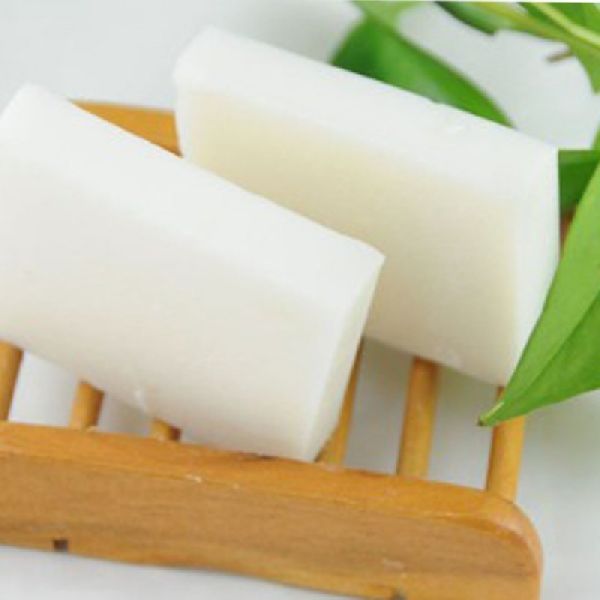 Goat Milk Soap Base, for Bathing, Hand Wash, Feature : Antiseptic, Basic Cleaning, Skin Friendly