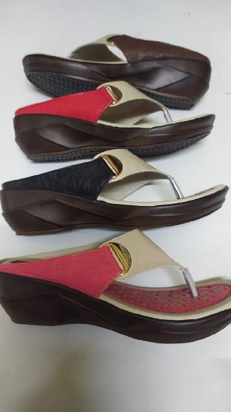 PU Leather Ladies Buckle Slippers, Occasion : Casual Wear