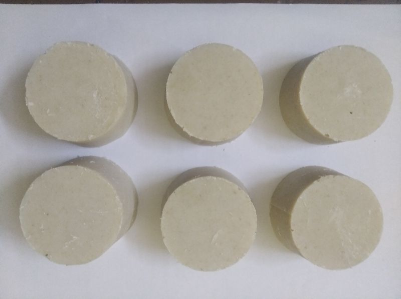 Coconut Oil Handmade Soap, Color : Pale White