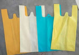 Non Woven W Cut Shopping Bag, for Goods Packaging, Feature : Easy To Carry