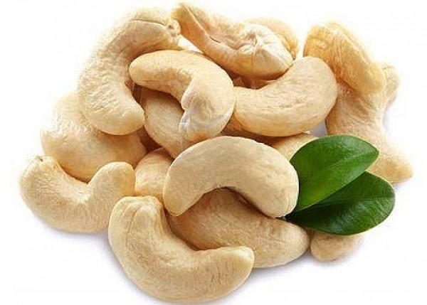 Whole Cashew Nuts, Certification : FSSAI Certified