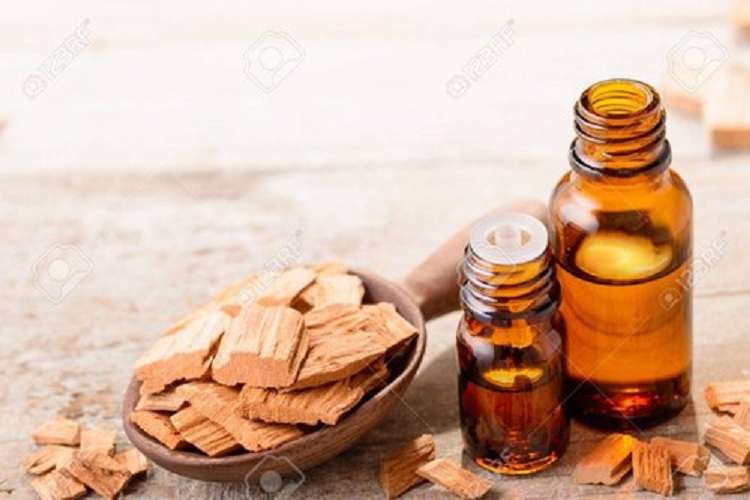  Sandalwood Oil, for Personal Care, Cosmetic, Purity : 99.9%