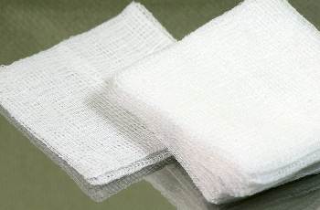 Square Pure Cotton Soft Dressing Pads, for Clinical, Hospital, Packaging Type : Plastic Packet