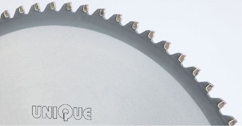 Round Cermet Tipped Saw Blade BS, for Industrial, Packaging Type : Plastic Packet