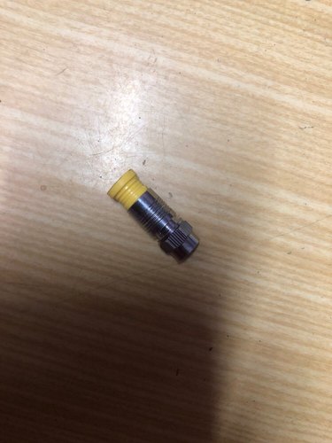 Rubber Brass DC Pin Connectors, for Electrical Use, Feature : Four Times Stronger, Proper Working, Shocked Proof