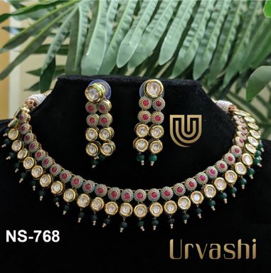 NS-768 Kundan Bridal Necklace Set, Style : Modern