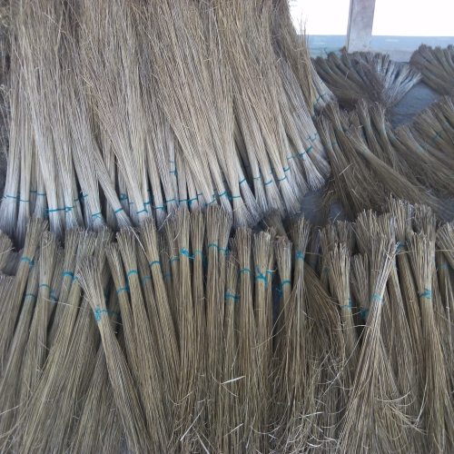 Coconut Broom Stick, for Cleaning, Feature : Long Lasting, Reliable, Sweep Face