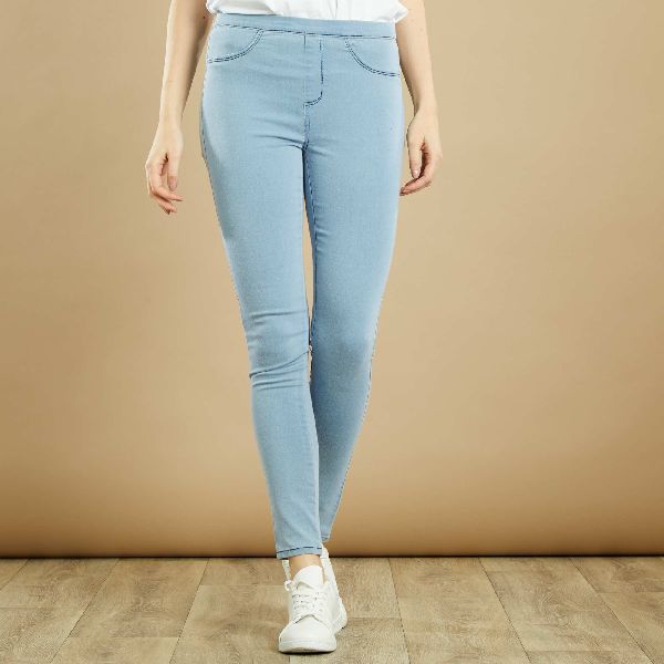 https://img3.exportersindia.com/product_images/bc-full/2020/2/3021527/ladies-denim-jeggings-1582019783-5304303.jpeg