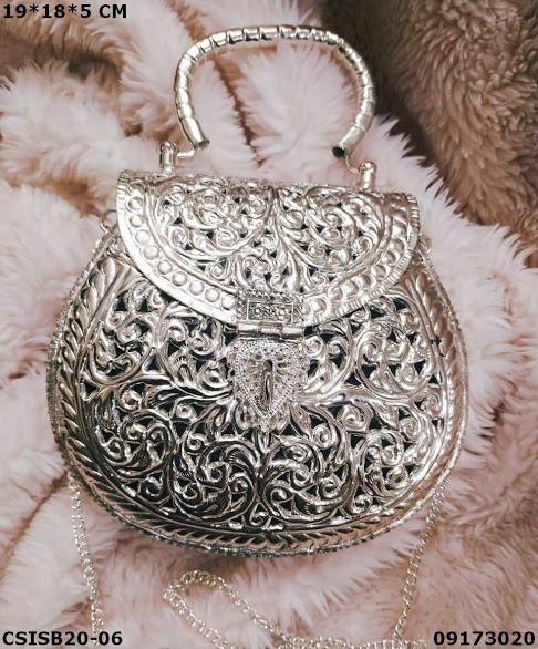 Silver Self Design Ladies Metal Handbag