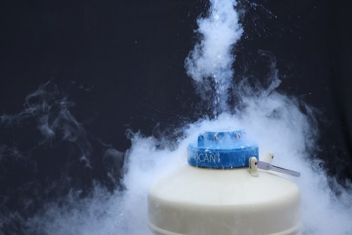 Liquid nitrogen tank, Capacity : 26 liters to 10, 000 liters