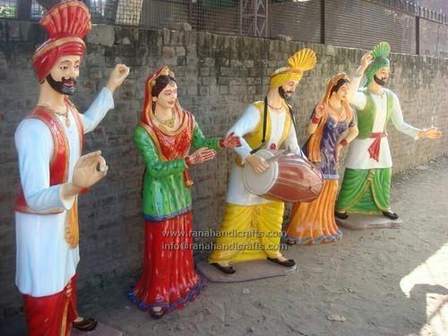 Printed Plain Fiber Punjabi Culture Dancing Statue, Color : Multicolor