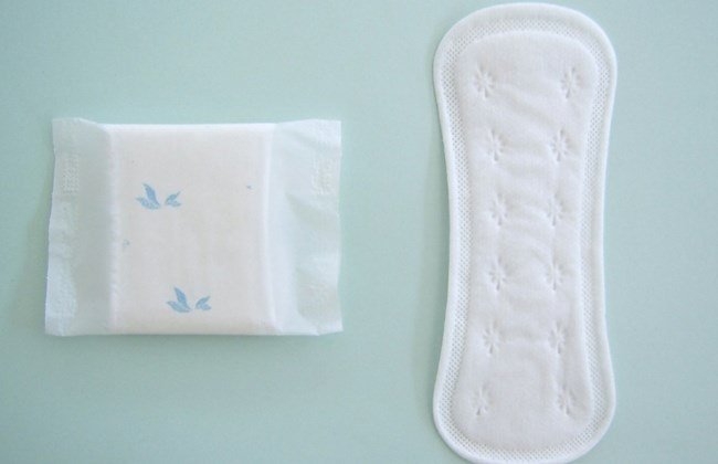 Ultra Thin Sanitary Pads, Length : 8-9 Inches
